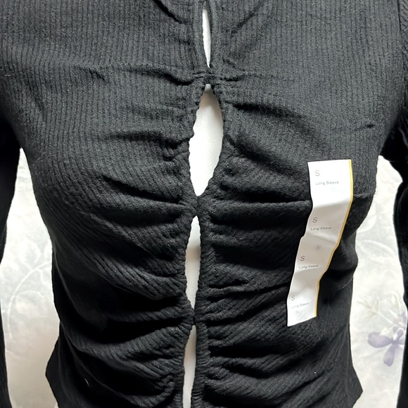 NWT Ribbed Open-Front Top - Picture 3 of 4